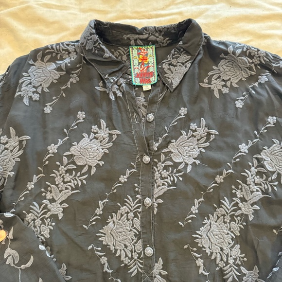 JOHNNY WAS Embroidered Shirt size Xs - Picture 5 of 7